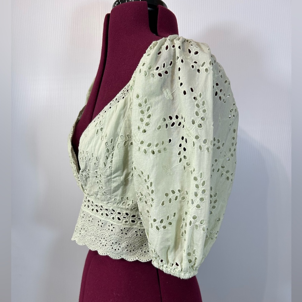 Altar’d State Eyelet Crop Top Green Size XL - Picture 3 of 13